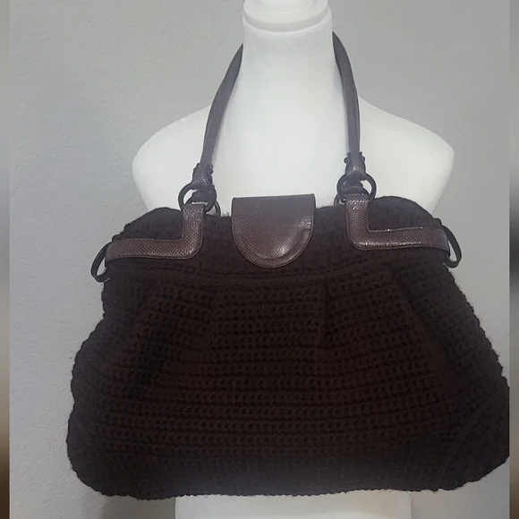 Salvatore Ferragamo crochet handbag - Picture 2 of 9